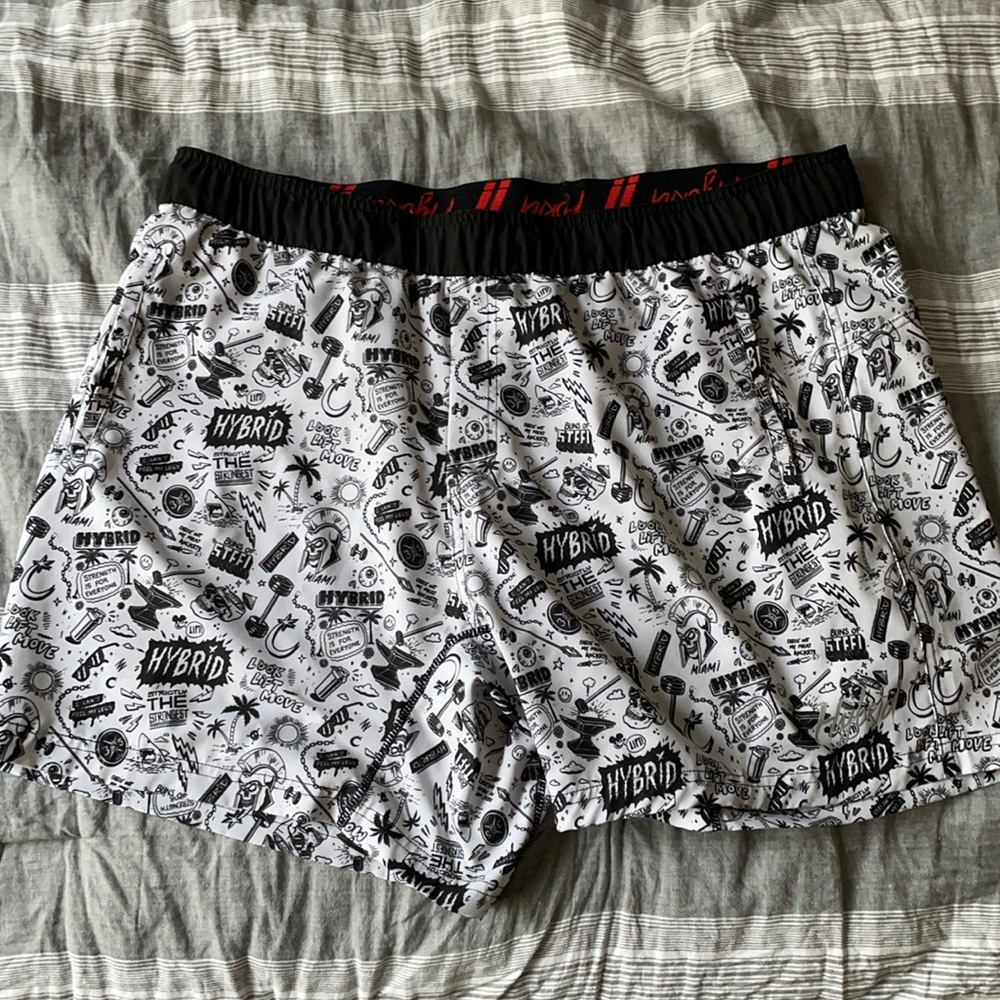 Hybrid apparel training shorts. XXL